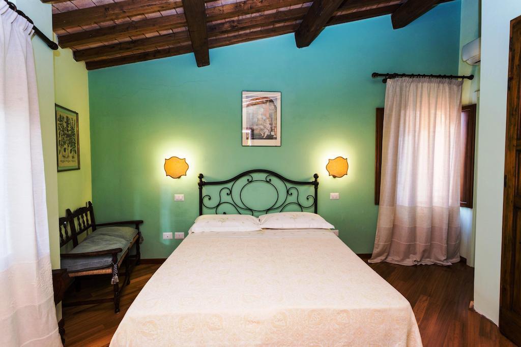 Antico Acquedotto B&B Perugia Ruang foto